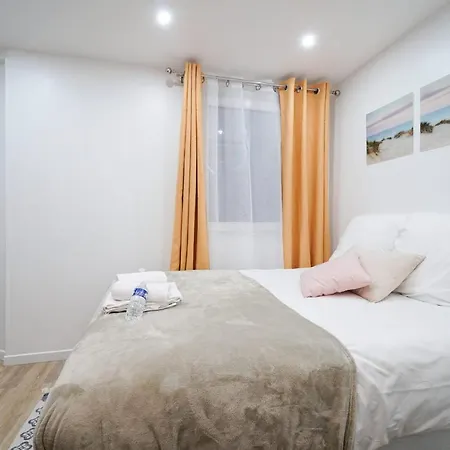Cosy Studio In The Middle Of Iii Apartment *